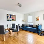 Bright Apartment Paris 19-Metro 7